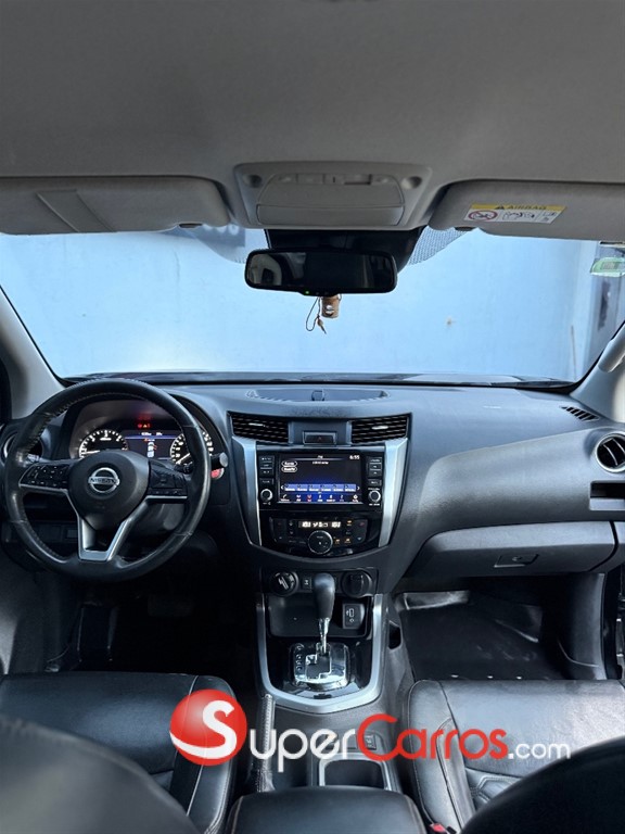 2022 Nissan Frontier LE — foto 12 / 12