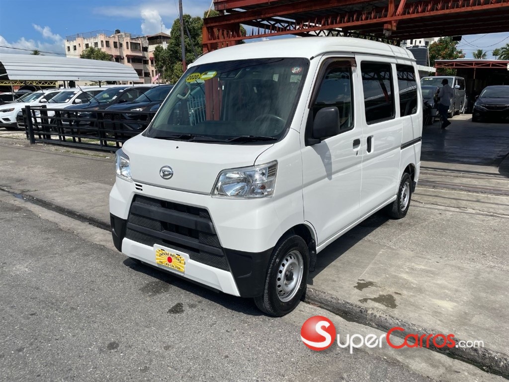 2020 Daihatsu Hijet — foto 2 / 9