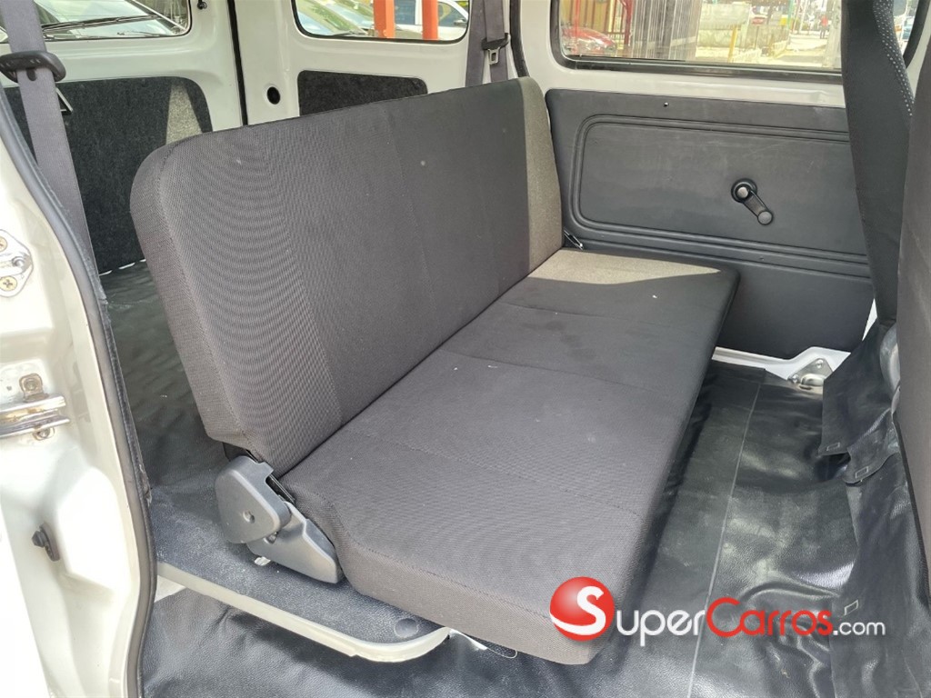 2020 Daihatsu Hijet — foto 8 / 9