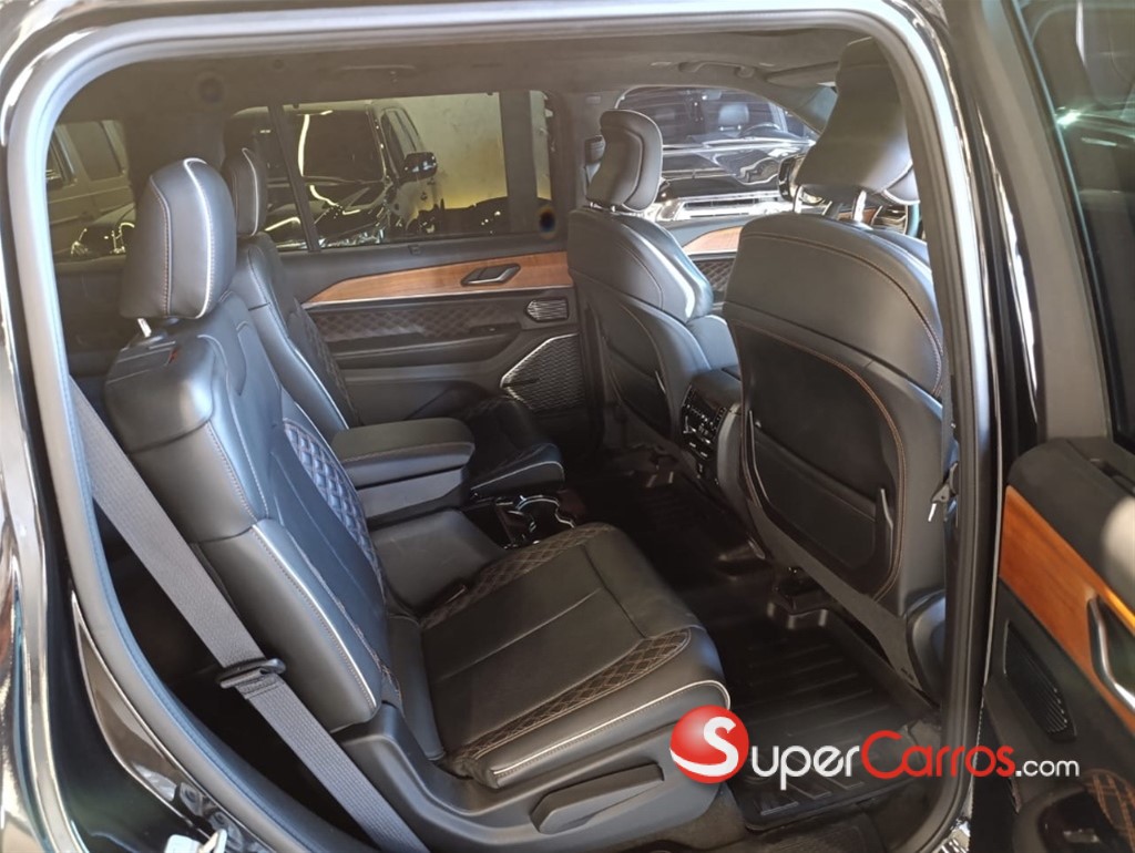 2021 Jeep Grand Cherokee L Summit — foto 8 / 12