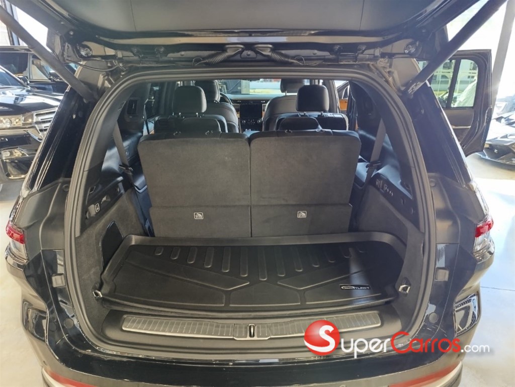 2021 Jeep Grand Cherokee L Summit — foto 11 / 12