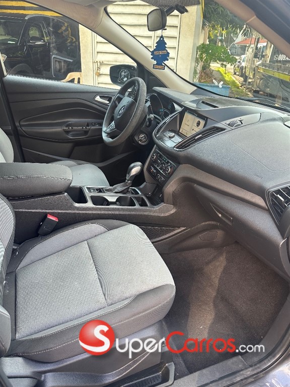 2018 Ford Escape SE — foto 11 / 11