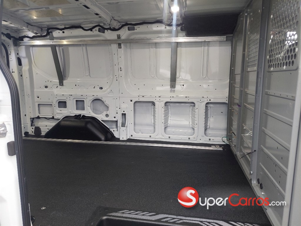 2020 Ford Transit — foto 8 / 11