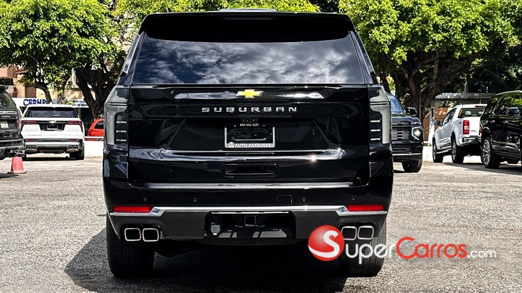 2026 Chevrolet Suburban Highcountry — foto 4 / 12