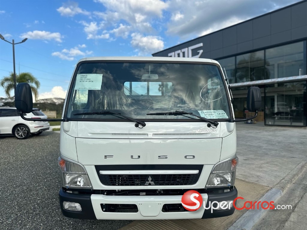 2026 Mitsubishi Motors Canter Cama 14 Pies — foto 3 / 9