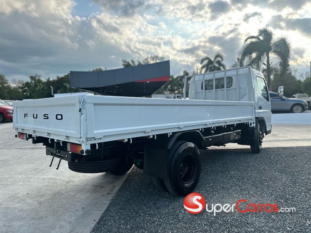 2026 Mitsubishi Motors Canter Cama 14 Pies — foto 5 / 9