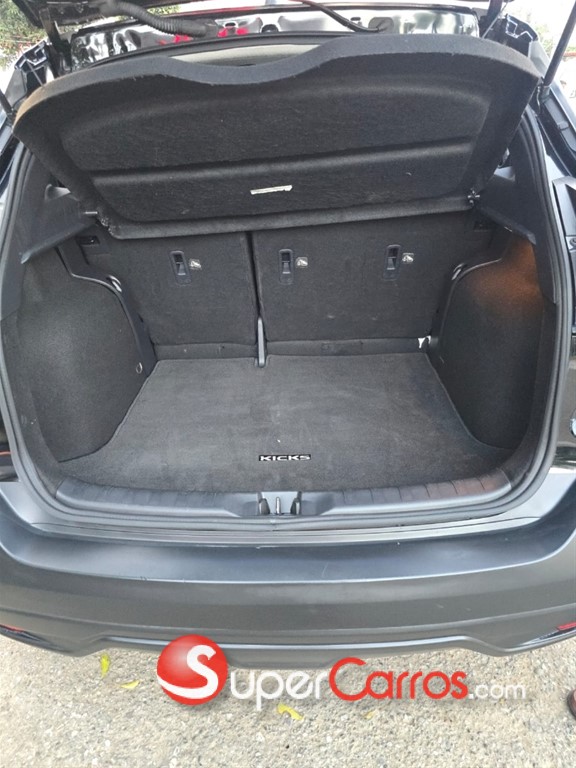 2019 Nissan Kicks — foto 9 / 10