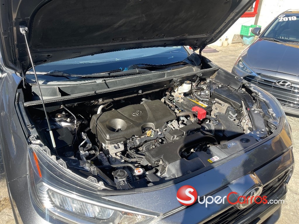 2020 Toyota RAV4 XLE — foto 11 / 11