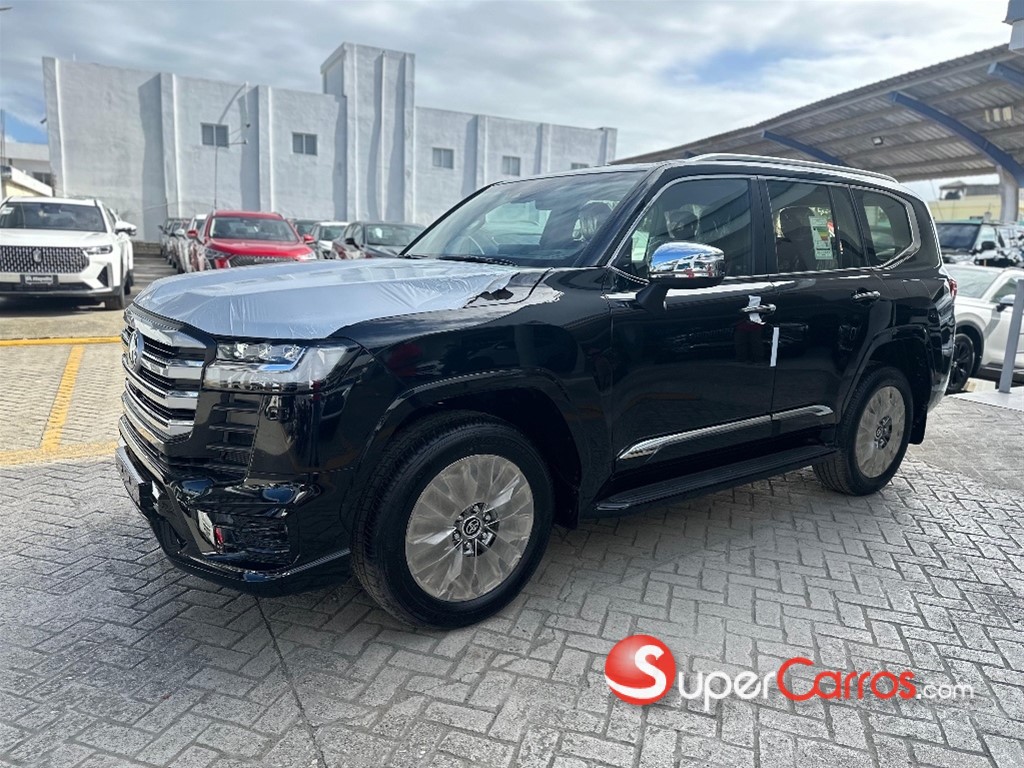 2026 Toyota Land Cruiser VXR — foto 2 / 12