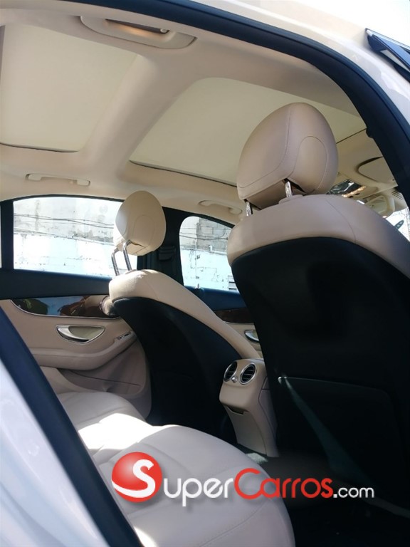2015 Mercedes-Benz Clase C 300 4 Matic — foto 4 / 8
