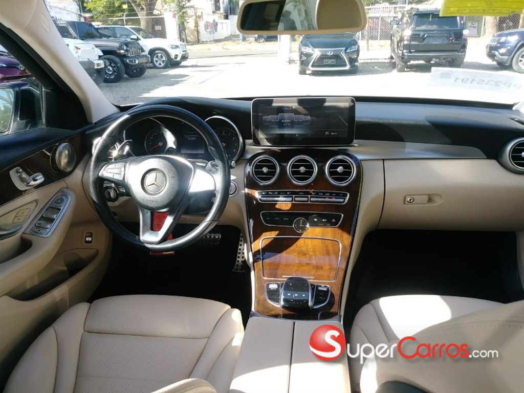 2015 Mercedes-Benz Clase C 300 4 Matic — foto 5 / 8
