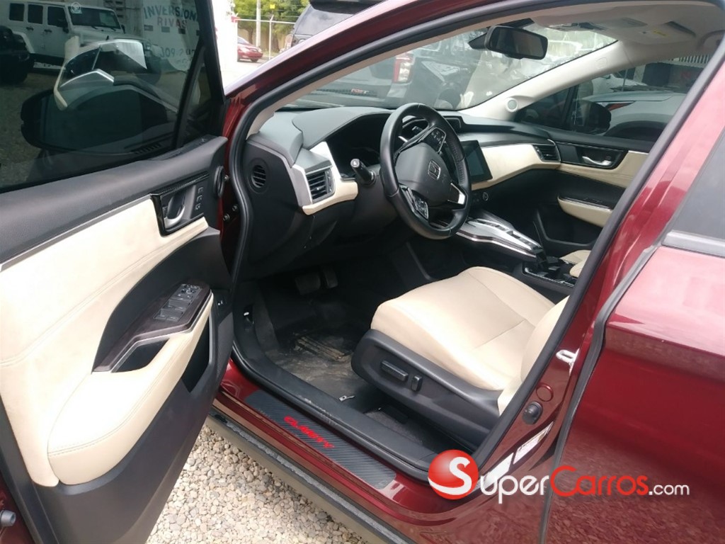 2018 Honda Clarity Hybrid — foto 9 / 11
