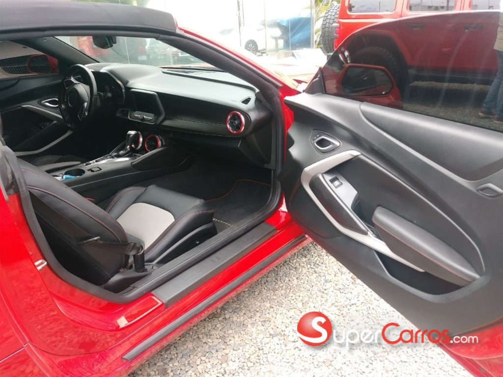 2019 Chevrolet Camaro LT Convertible — foto 4 / 8