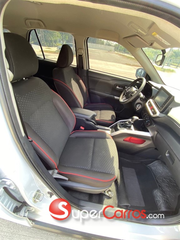 2024 Toyota Raize FULL — foto 6 / 9