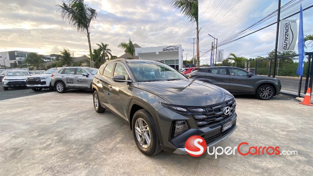 2025 Hyundai Tucson SE