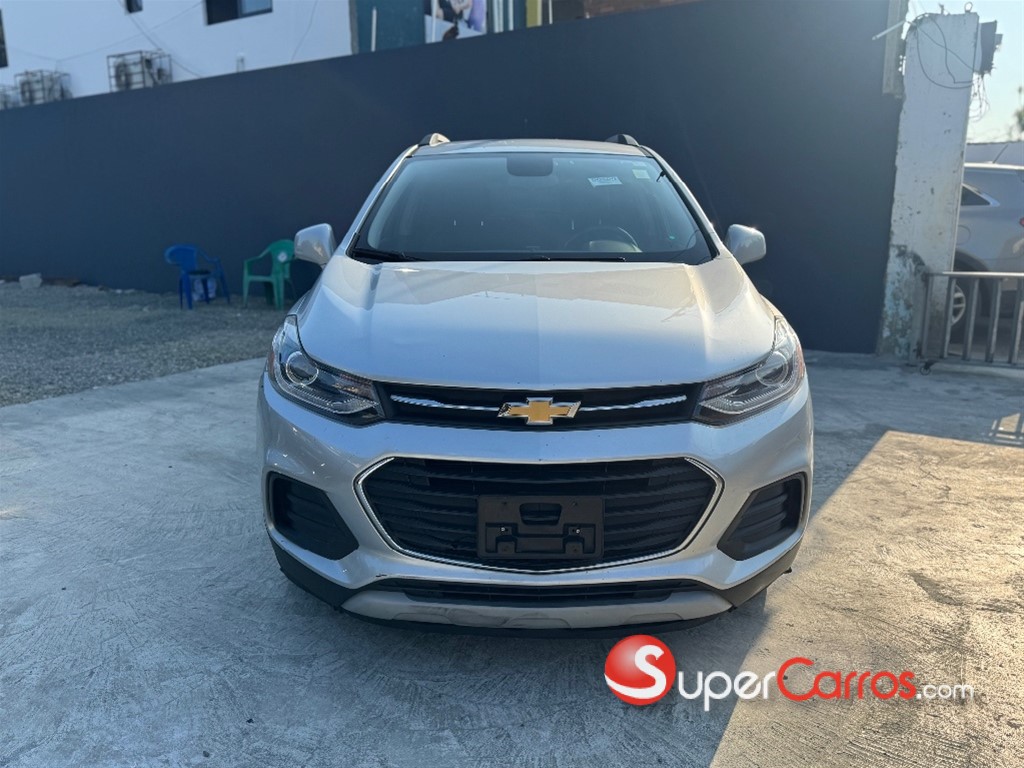 2020 Chevrolet Trax LT — foto 2 / 12