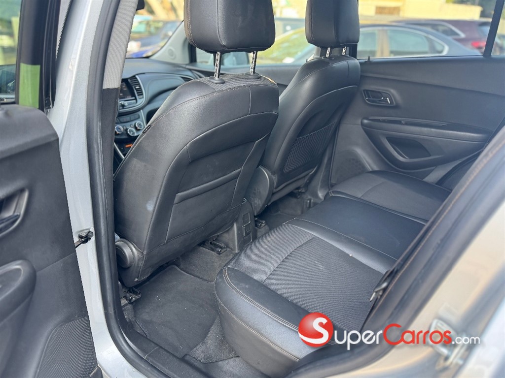 2020 Chevrolet Trax LT — foto 11 / 12