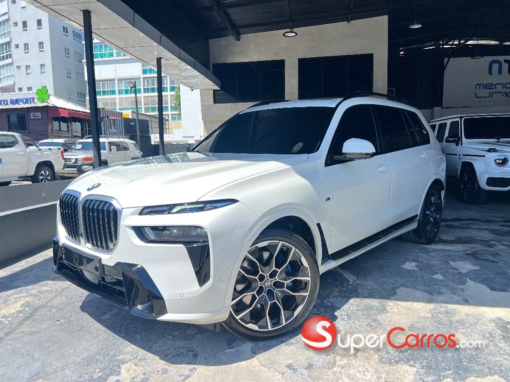2023 BMW X 7 xDrive 40i Mpackage