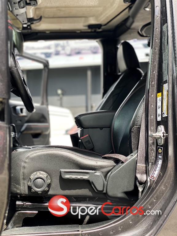 2020 Jeep Gladiator Rubicon — foto 5 / 12