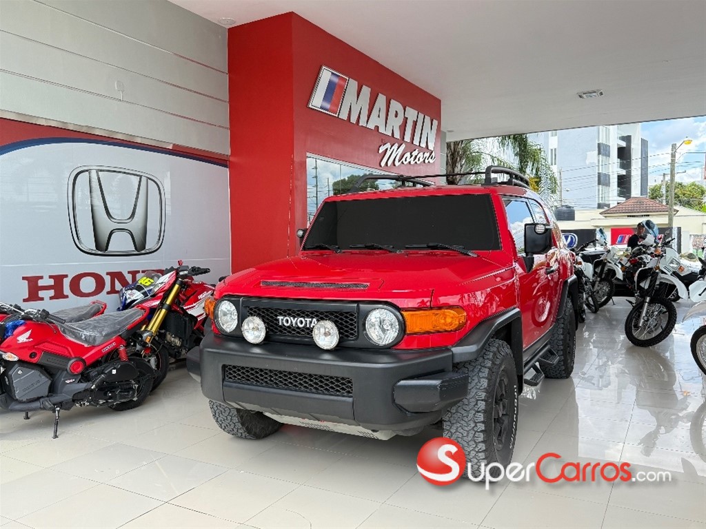 2012 Toyota FJ Cruiser Trail Team
