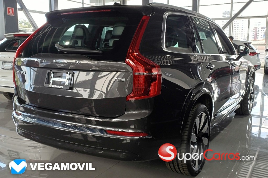 2025 Volvo XC90 Ultimate Recharge — foto 3 / 12