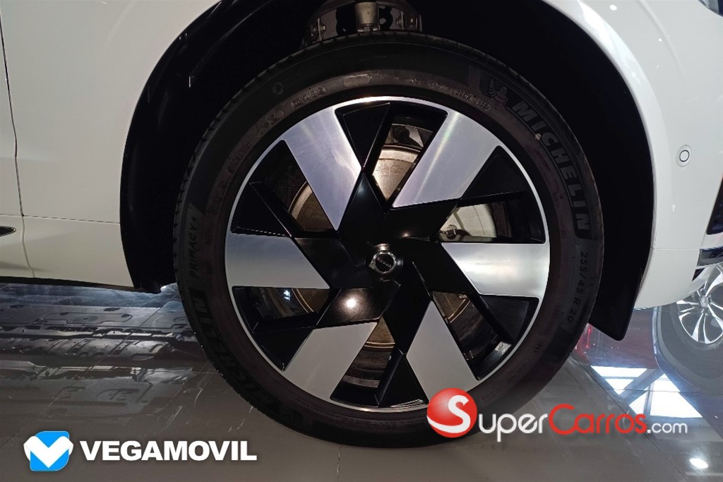 2025 Volvo XC60 T8 Ultimate Recharge — foto 6 / 12