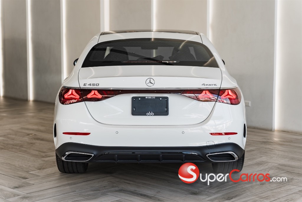 2025 Mercedes-Benz Clase E E450 Amg Line 2026 — foto 5 / 11