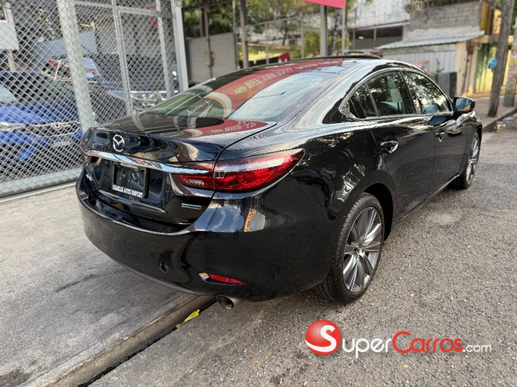 2021 Mazda 6 Touring — foto 7 / 11