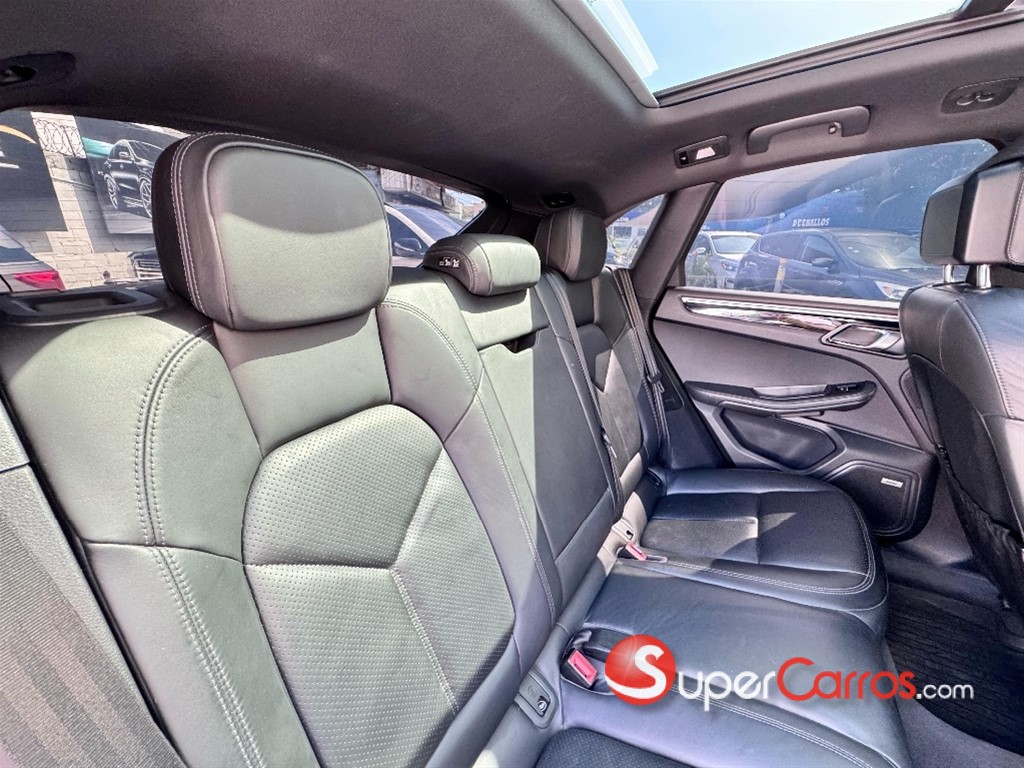 2019 Porsche Macan — foto 6 / 10