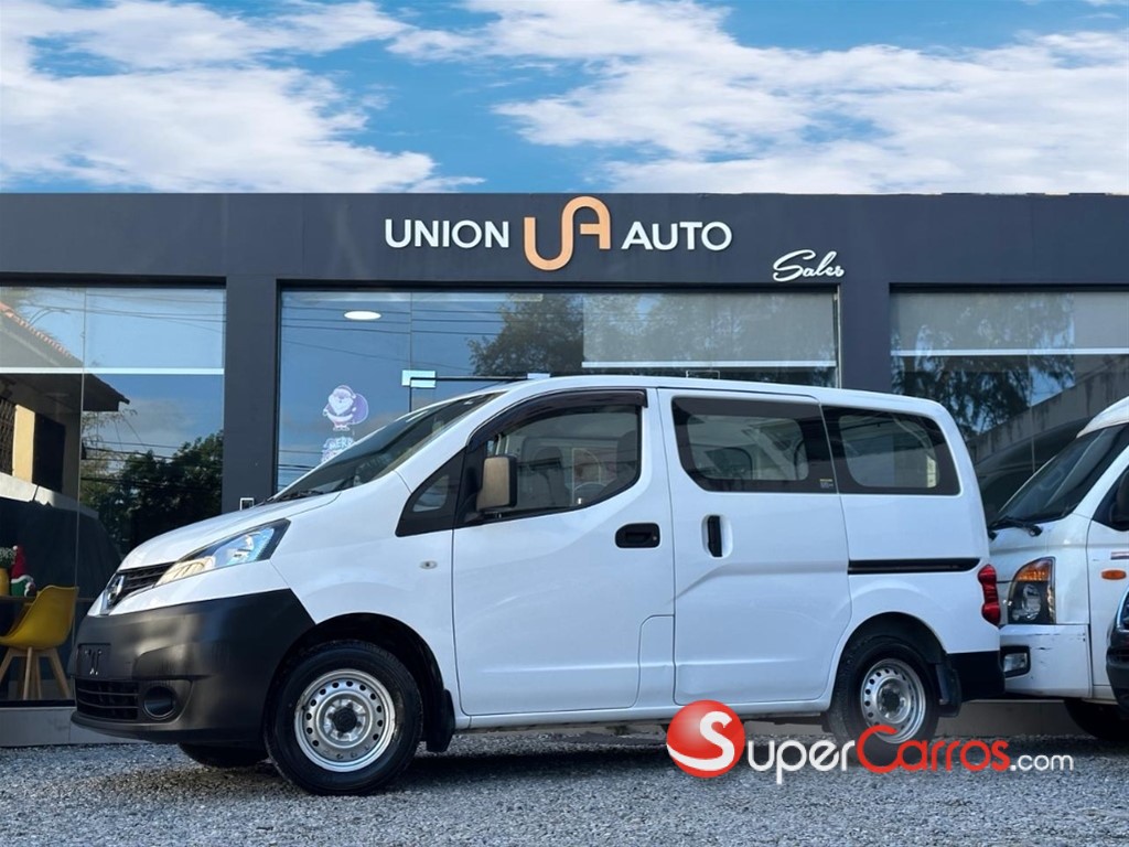 2020 Nissan NV 200 — foto 3 / 9