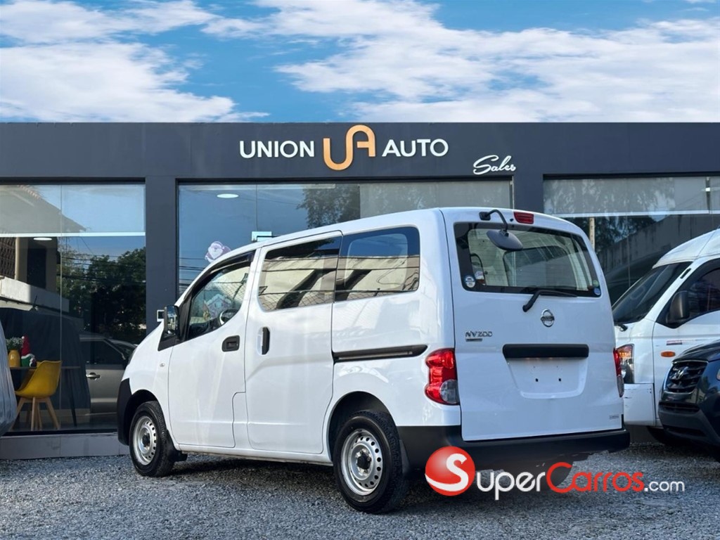 2020 Nissan NV 200 — foto 4 / 9