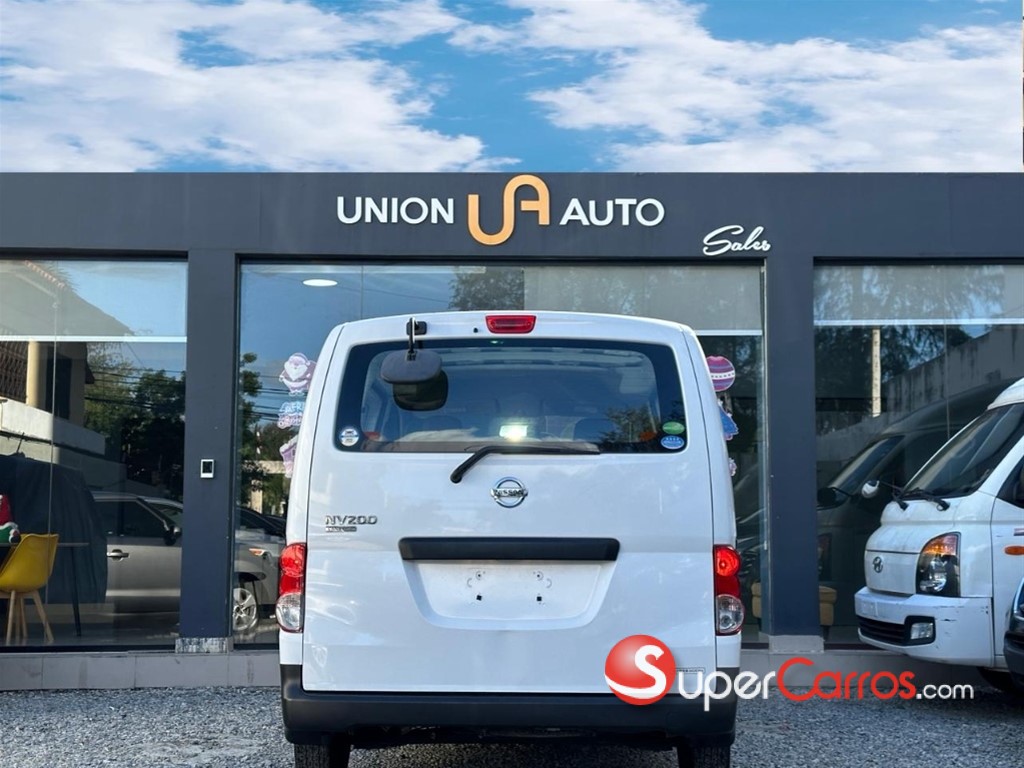 2020 Nissan NV 200 — foto 5 / 9