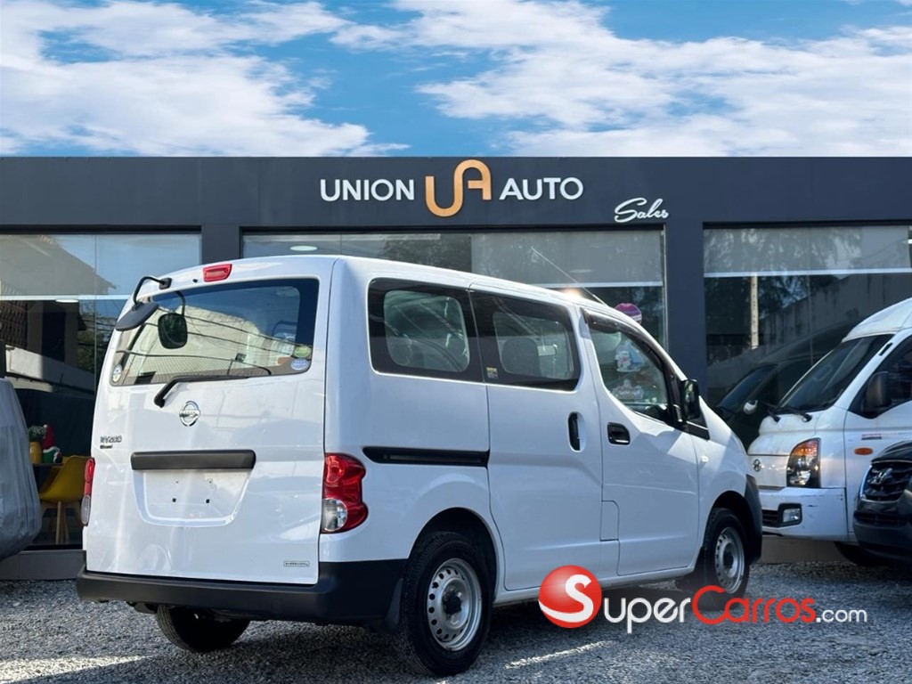 2020 Nissan NV 200 — foto 6 / 9