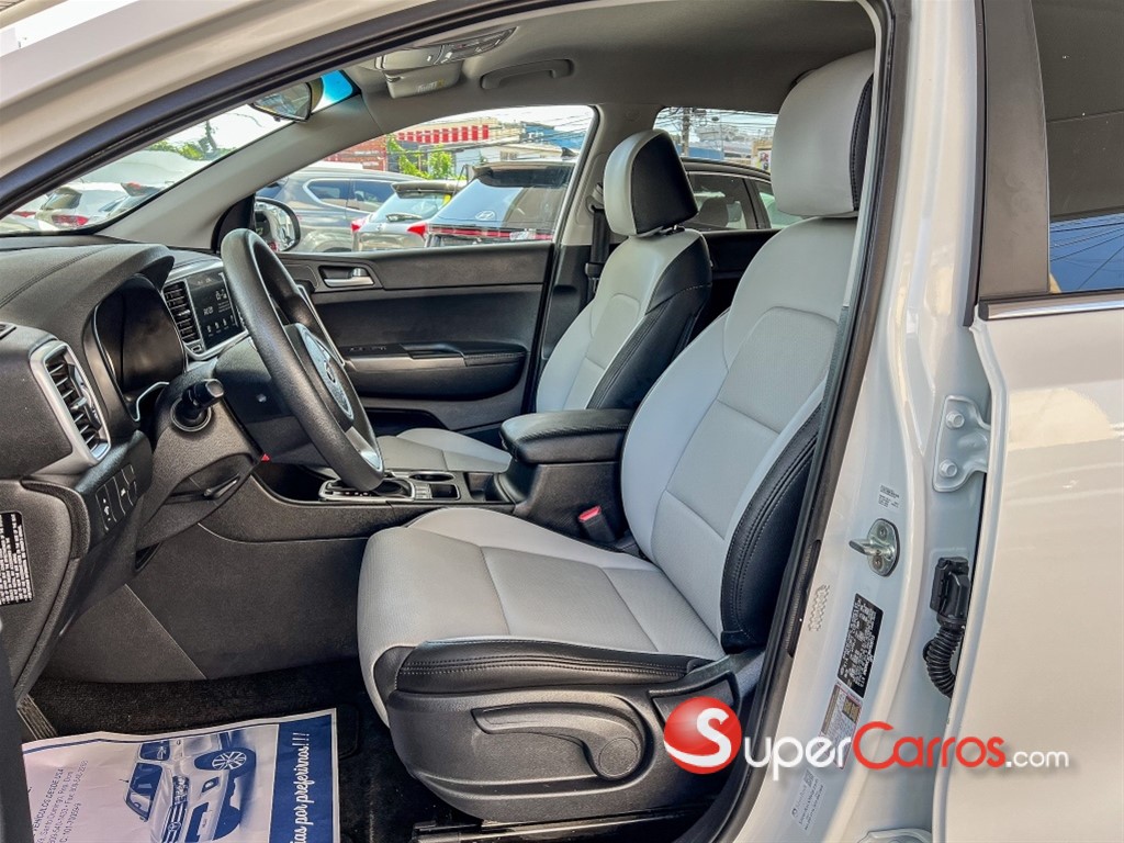 2021 Kia Sportage LX — foto 3 / 10