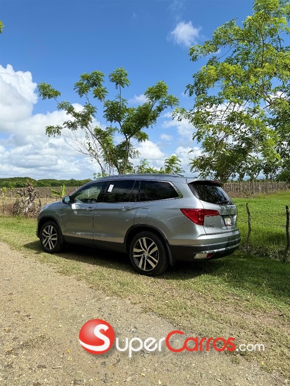 2016 Honda Pilot Touring — foto 3 / 12