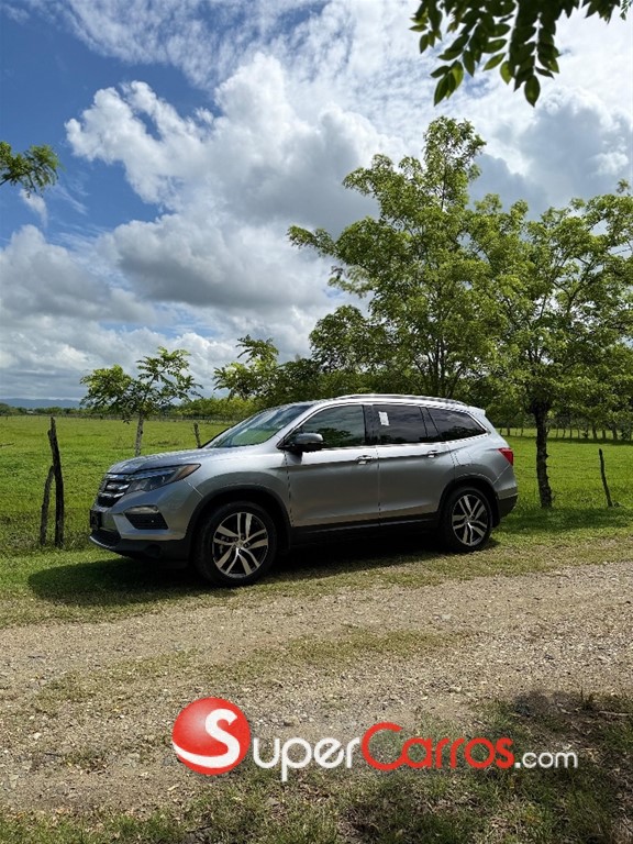 2016 Honda Pilot Touring — foto 5 / 12