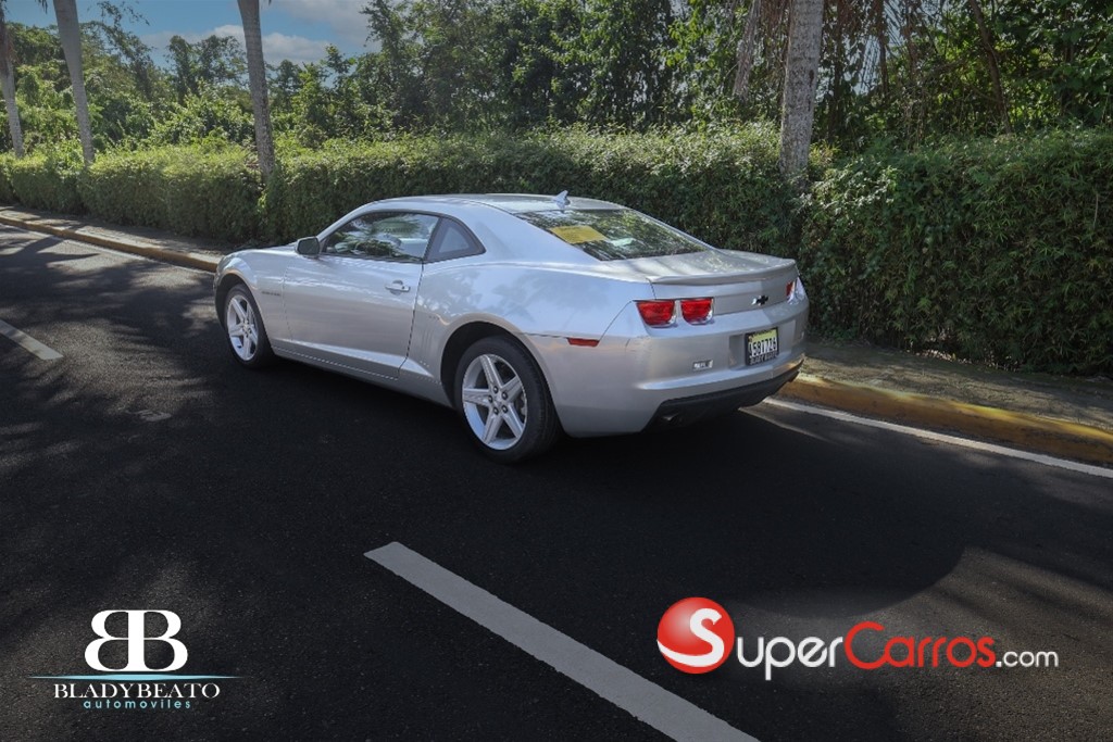 2011 Chevrolet Camaro — foto 8 / 10