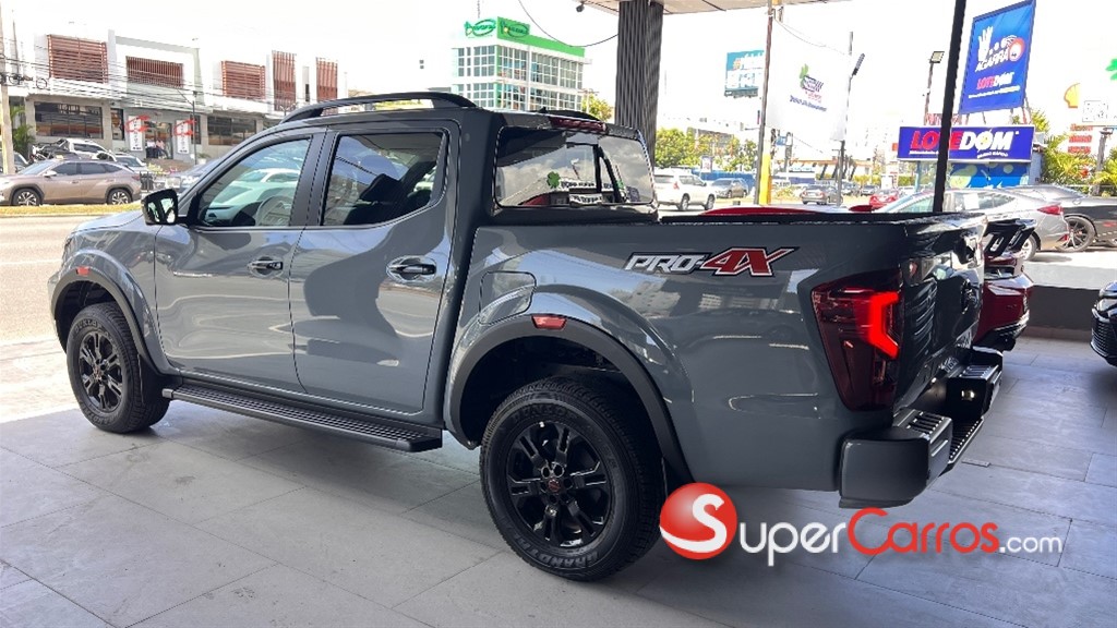 2026 Nissan Navara PRO X4 — foto 3 / 11