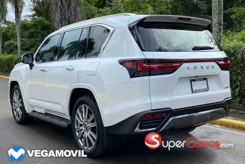 2025 Lexus LX 600 VIP — foto 4 / 12