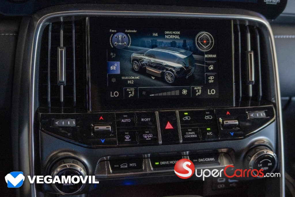 2025 Lexus LX 600 URBAN — foto 10 / 10