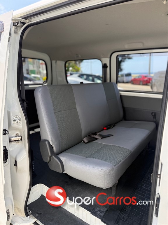 2020 Toyota Town-Ace GL 4WD — foto 8 / 11