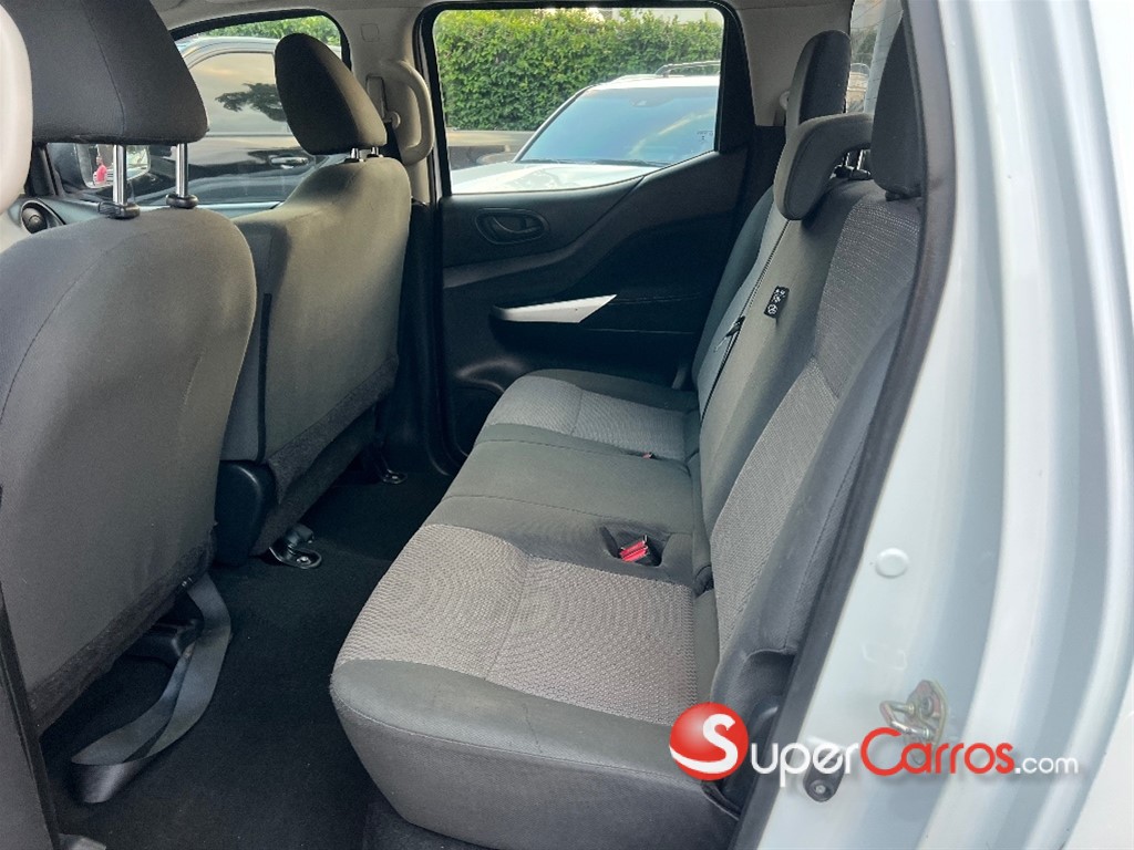 2020 Nissan Frontier D 22 — foto 5 / 6