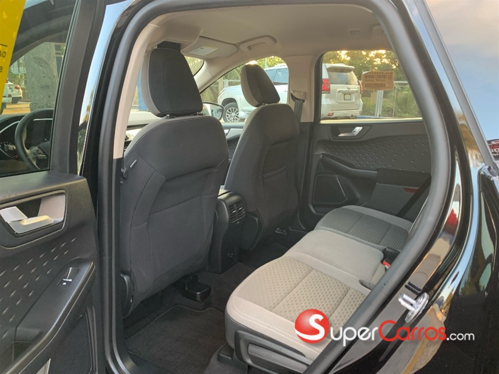 2020 Ford Escape SE Ecoboost — foto 8 / 10