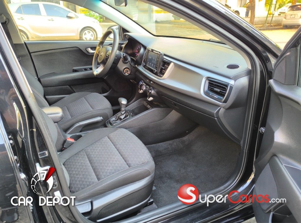 2020 Kia Rio Sport — foto 9 / 11
