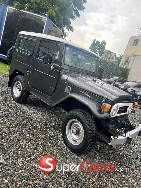 1971 Toyota Land Cruiser — foto 3 / 6