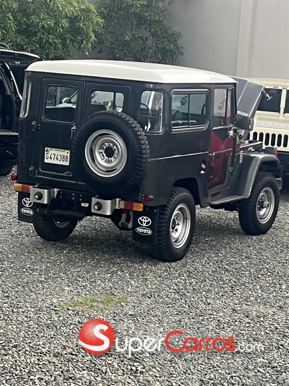 1971 Toyota Land Cruiser — foto 6 / 6