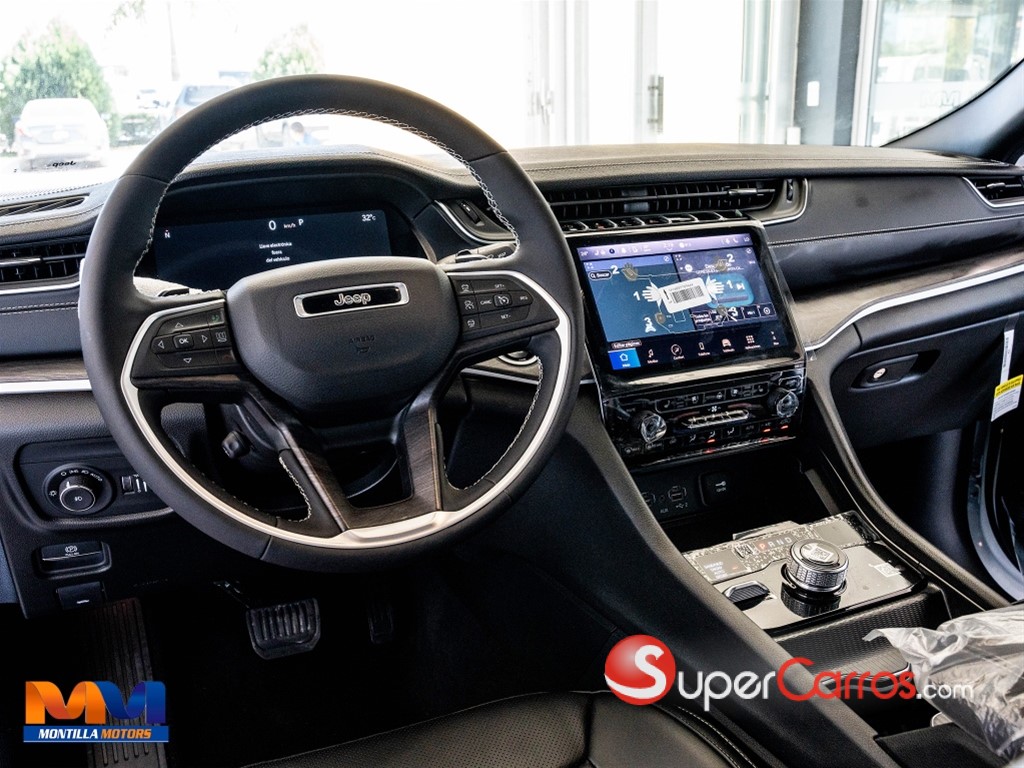 2024 Jeep Grand Cherokee Limited 4x4 — foto 8 / 11