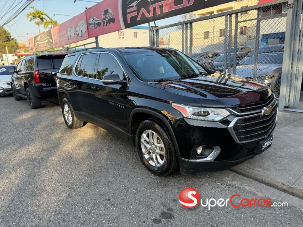 2020 Chevrolet Traverse LT — foto 2 / 11