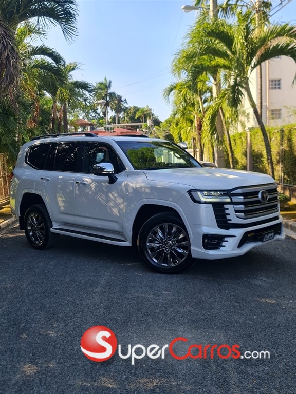 2027 Toyota Land Cruiser VXR — foto 2 / 10