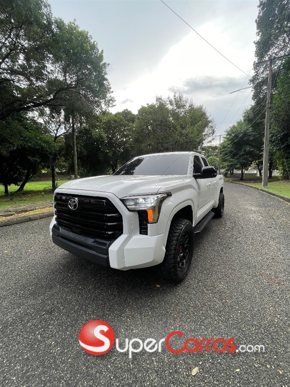 2022 Toyota Tundra SR5
